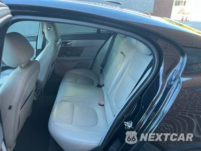 2010 Jaguar XF Premium - zdjęcie 34 z 66 - miniatura