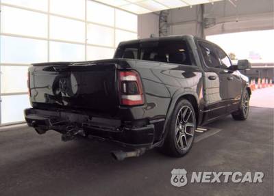 2019 Ram 1500 Laramie Crew Cab Short Bed - zdjęcie 5 z 23 - miniatura