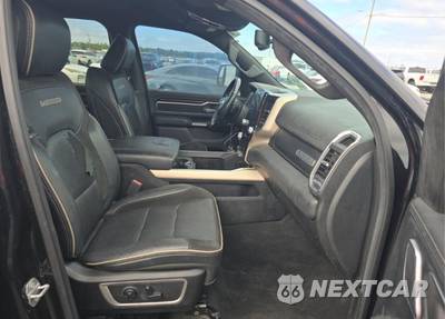 2019 Ram 1500 Laramie Crew Cab Short Bed - zdjęcie 10 z 23 - miniatura
