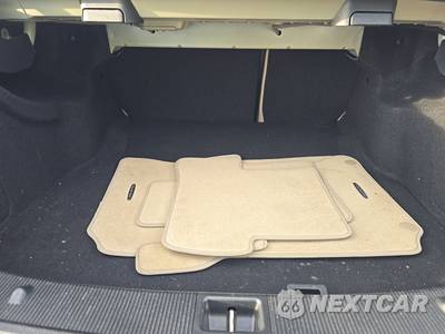 2012 Mercedes-Benz C 250 Sedan - zdjęcie 16 z 29 - miniatura