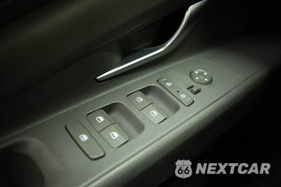 2021 Hyundai Elantra SEL - zdjęcie 27 z 30 - miniatura