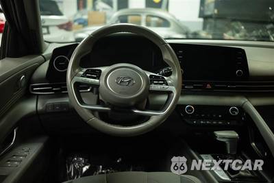 2021 Hyundai Elantra SEL - zdjęcie 18 z 30 - miniatura