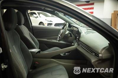 2021 Hyundai Elantra SEL - zdjęcie 13 z 30 - miniatura