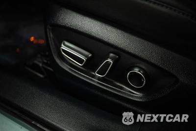 2017 Toyota Prius Four Touring - zdjęcie 16 z 28 - miniatura