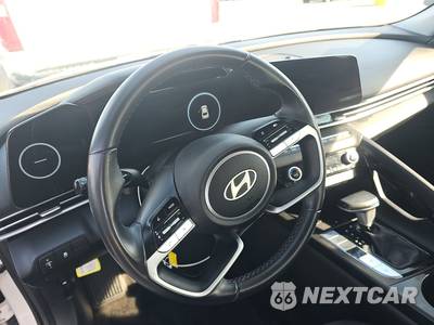 2025 Hyundai Elantra SEL Convenience - zdjęcie 10 z 17 - miniatura