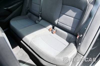 2018 Chevrolet Cruze LS Sedan 1SA - zdjęcie 18 z 48 - miniatura
