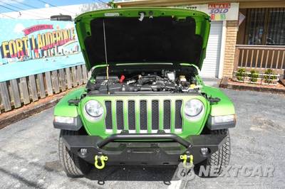 2018 Jeep Wrangler Unlimited Sahara - zdjęcie 19 z 42 - miniatura