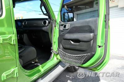 2018 Jeep Wrangler Unlimited Sahara - zdjęcie 35 z 42 - miniatura