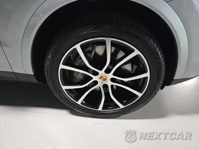 2023 Porsche Cayenne - zdjęcie 9 z 23 - miniatura