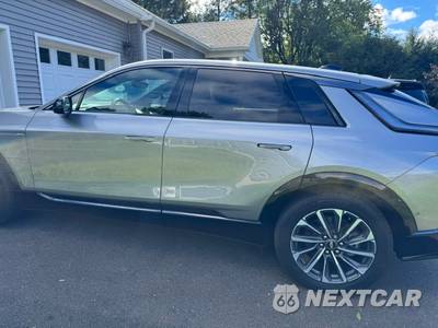 2024 Cadillac LYRIQ Sport 3 w/1SK - zdjęcie 5 z 28 - miniatura