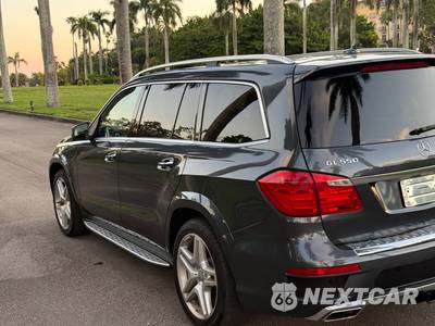 2015 Mercedes-Benz GL 550 4MATIC - zdjęcie 44 z 120 - miniatura