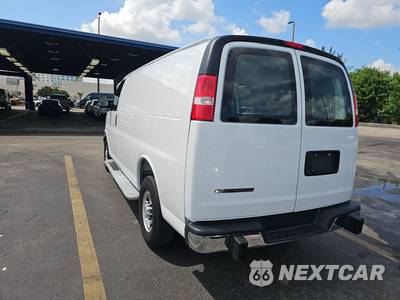 2025 Chevrolet Express 2500 Cargo Van 1WT 135.0" WB - zdjęcie 6 z 28 - miniatura
