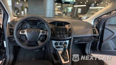 2013 Ford Focus SE Hatchback - zdjęcie 15 z 16 - miniatura