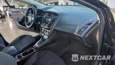 2013 Ford Focus SE Hatchback - zdjęcie 13 z 16 - miniatura