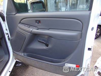 2004 Chevrolet Silverado 2500HD LS Regular Cab Long Bed 1SB - zdjęcie 32 z 38 - miniatura