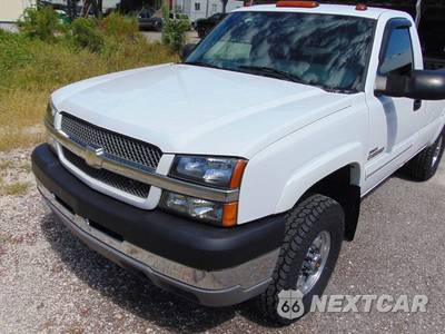 2004 Chevrolet Silverado 2500HD LS Regular Cab Long Bed 1SB - zdjęcie 16 z 38 - miniatura