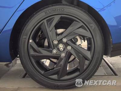 2026 Hyundai Elantra SEL Sport - zdjęcie 12 z 25 - miniatura