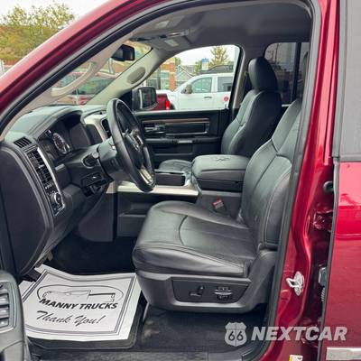 2018 Ram 1500 Laramie Crew Cab Short Bed - zdjęcie 11 z 18 - miniatura