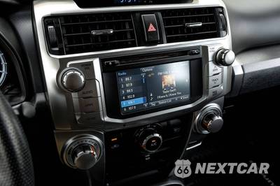 2016 Toyota 4Runner SR5 - zdjęcie 30 z 50 - miniatura