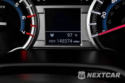2016 Toyota 4Runner SR5 - zdjęcie 25 z 50 - miniatura