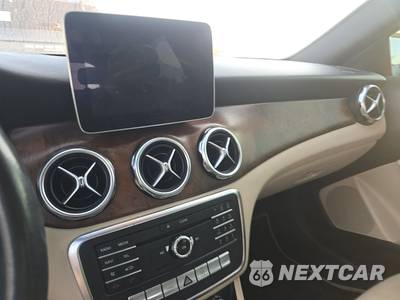 2020 Mercedes-Benz GLA 250 - zdjęcie 6 z 26 - miniatura