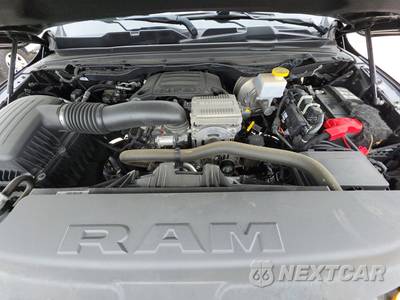 2024 Ram 1500 Laramie Crew Cab Short Bed - zdjęcie 15 z 22 - miniatura