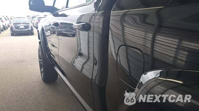 2024 Ram 1500 Laramie Crew Cab Short Bed - zdjęcie 18 z 22 - miniatura