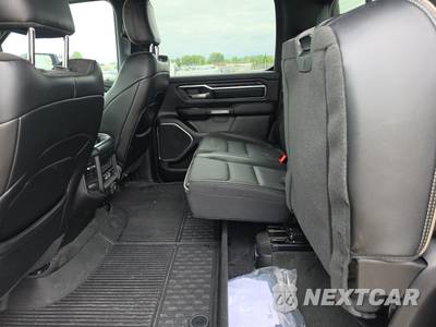 2024 Ram 1500 Laramie Crew Cab Short Bed - zdjęcie 13 z 22 - miniatura