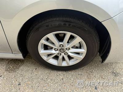 2026 Toyota Camry LE - zdjęcie 24 z 27 - miniatura