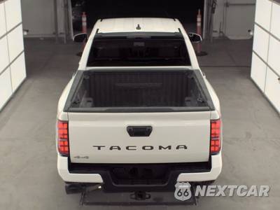 2026 Toyota Tacoma SR5 Crew Cab Medium Bed - zdjęcie 6 z 37 - miniatura