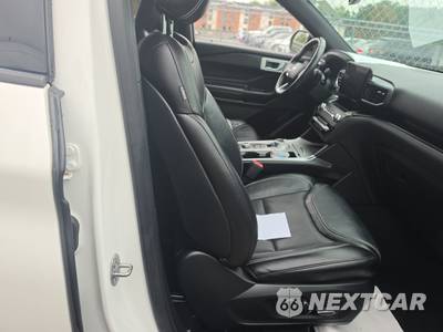 2020 Ford Explorer ST - zdjęcie 8 z 29 - miniatura