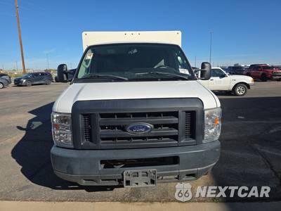 2017 Ford Super Duty E-450 Cutaway DRW - zdjęcie 2 z 40 - miniatura