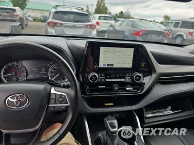 2023 Toyota Highlander XLE - zdjęcie 14 z 22 - miniatura