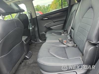 2023 Toyota Highlander XLE - zdjęcie 16 z 22 - miniatura