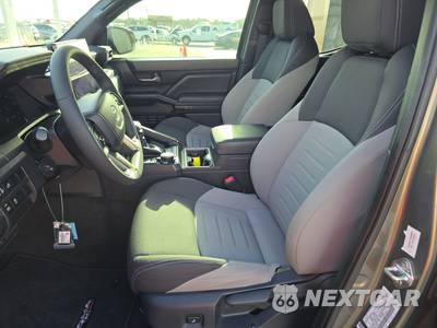 2025 Toyota Tacoma TRD Sport Crew Cab Long Bed - zdjęcie 7 z 21 - miniatura