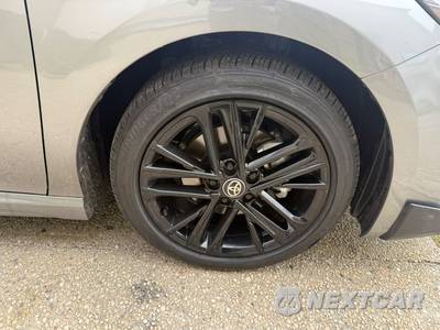 2026 Toyota Camry SE - zdjęcie 23 z 26 - miniatura