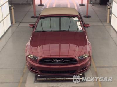 2014 Ford Mustang V6 Premium Convertible - zdjęcie 2 z 21 - miniatura