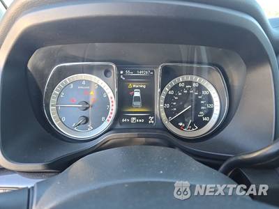 2016 Nissan TITAN XD SV Crew Cab Medium Bed - zdjęcie 12 z 26 - miniatura