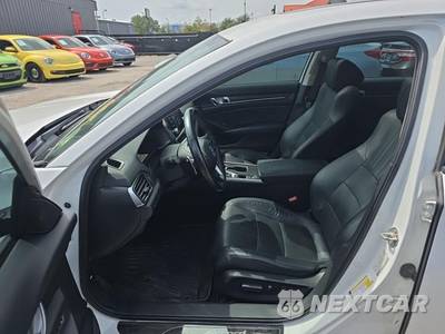 2018 Honda Accord Sedan Touring 2.0T - zdjęcie 13 z 23 - miniatura