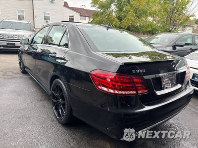 2015 Mercedes-Benz E 350 4MATIC Sedan - zdjęcie 6 z 16 - miniatura
