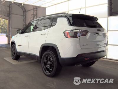 2024 Jeep Compass Trailhawk - zdjęcie 6 z 45 - miniatura