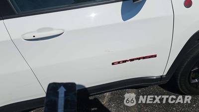 2024 Jeep Compass Trailhawk - zdjęcie 32 z 45 - miniatura