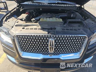 2019 Lincoln Navigator Reserve - zdjęcie 16 z 29 - miniatura