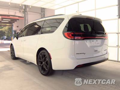 2025 Chrysler Pacifica Limited 121.6" WB - zdjęcie 6 z 26 - miniatura