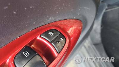 2015 Nissan JUKE SV - zdjęcie 20 z 44 - miniatura