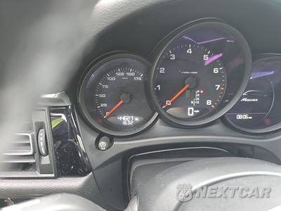 2021 Porsche Macan - zdjęcie 12 z 30 - miniatura