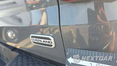 2020 Jeep Gladiator Overland Crew Cab Medium Bed - zdjęcie 22 z 31 - miniatura