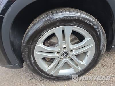 2020 Mercedes-Benz GLA 250 4MATIC - zdjęcie 8 z 22 - miniatura