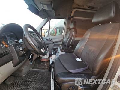 2018 Mercedes-Benz Sprinter 2500 Cargo Van High Roof 170.3" WB - zdjęcie 7 z 16 - miniatura