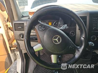 2018 Mercedes-Benz Sprinter 2500 Cargo Van High Roof 170.3" WB - zdjęcie 10 z 16 - miniatura